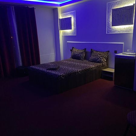 Karra Hotels Voluntari Luaran gambar