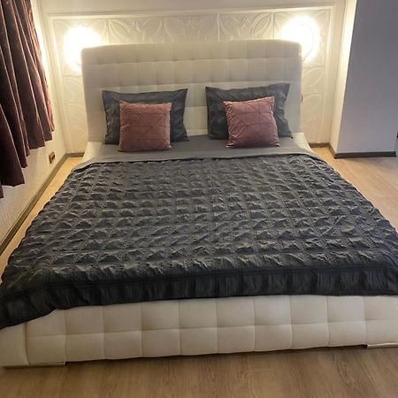 Karra Hotels Voluntari Luaran gambar