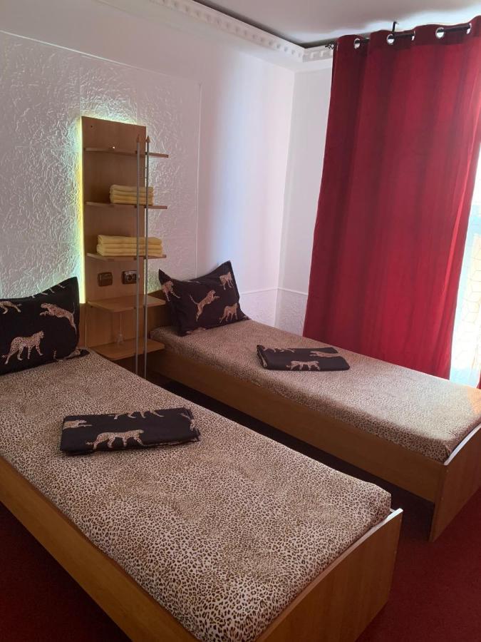 Karra Hotels Voluntari Luaran gambar