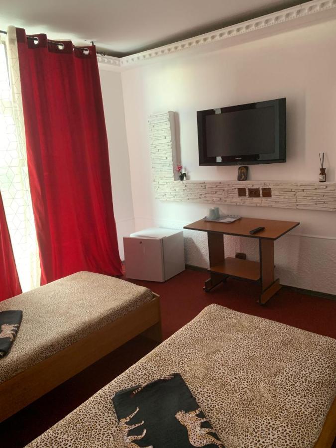 Karra Hotels Voluntari Luaran gambar
