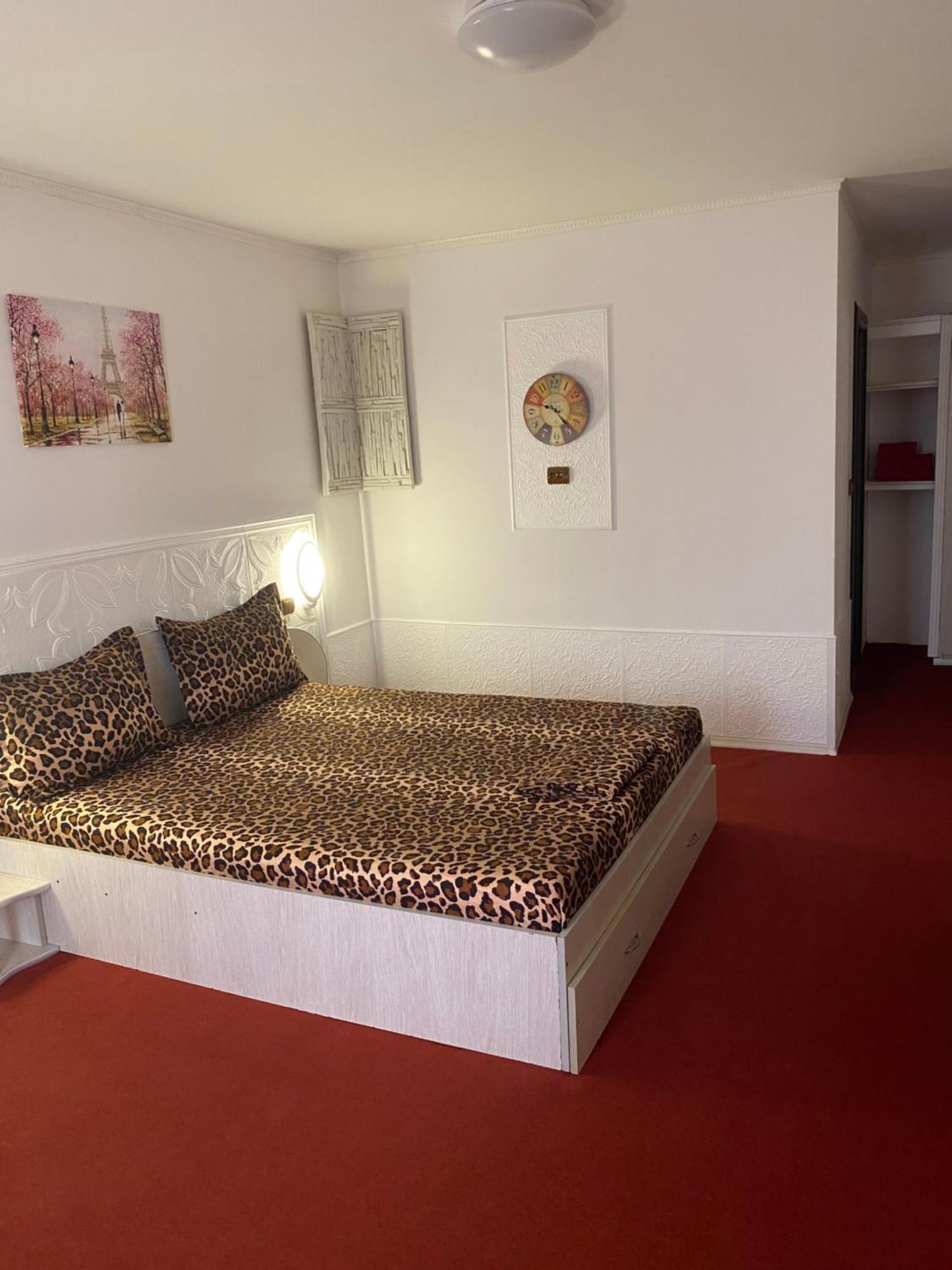 Karra Hotels Voluntari Luaran gambar