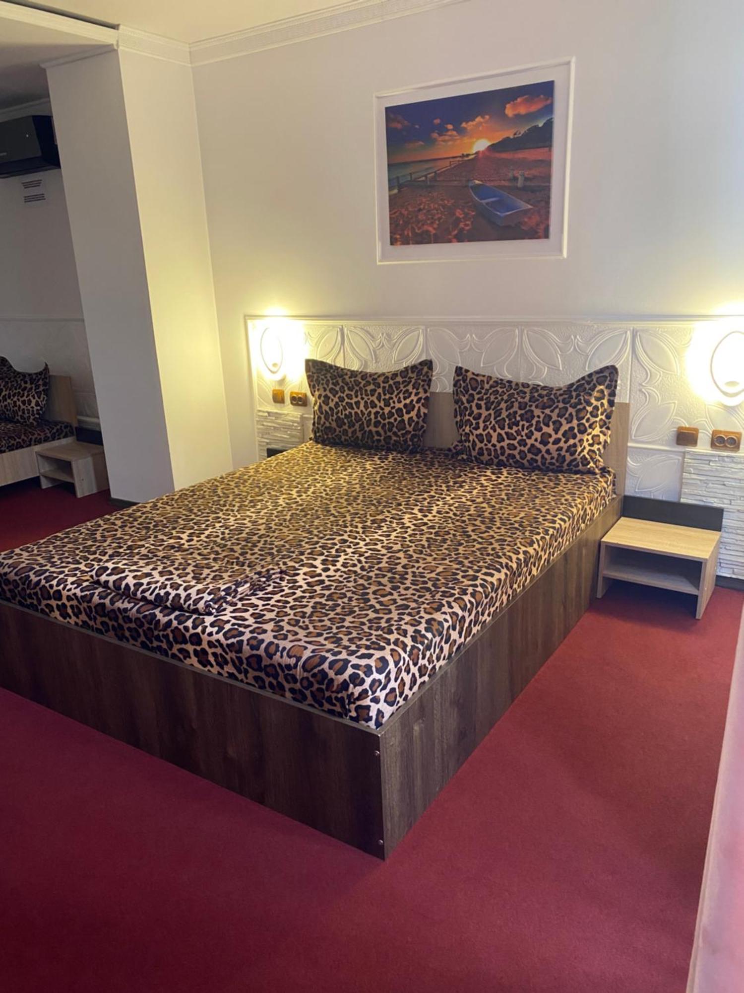 Karra Hotels Voluntari Luaran gambar